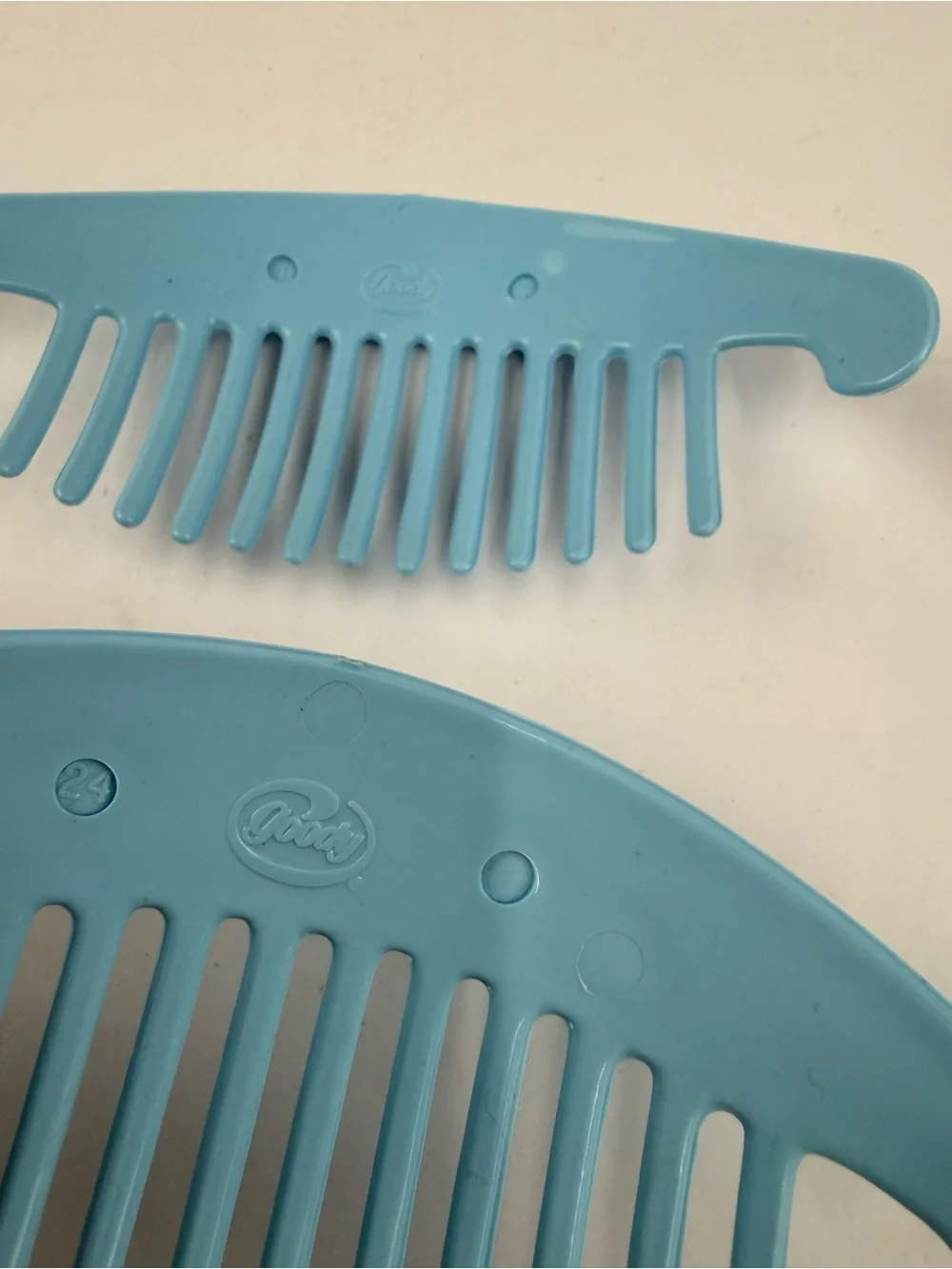 Vintage Goody 80s TZERS Hair Cincher Comb Banana Clip Pastel Blue Small 5